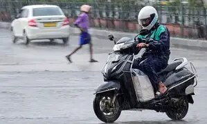 9 percent jump in sales of two -wheelers in September due to GST reform and festive demand