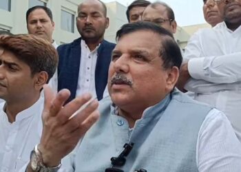 Aap Leader Sanjay Singh Slams Up Govt for Bulldozer Politics in Gorakhpur | Gorakhpur News: Sanjay Singh said in Gorakhpur- 'Government targeting Muslims in UP' | News Track in Hindi