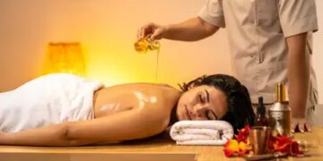 Abhyanga: Ayurveda's gift for body and mind, know the benefits