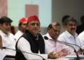 Akhilesh Yadav Slams BJP in Lucknow. Akhilesh Yadav Press Conference|UP Politics| AkhileshvsMayawati Lucknow News: Akhilesh Yadav's press conference in Lucknow, big statement given on the death anniversary of Kanshi Ram. News Track in Hindi