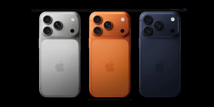 फेस्टिव सीजन में iPhone 17 Pro Max पर मिल रहे धमाकेदार ऑफर्स, Amazon या Flipkart जानिए कहाँ मिल रहा ज्यादा डिस्काउंट&nbsp;