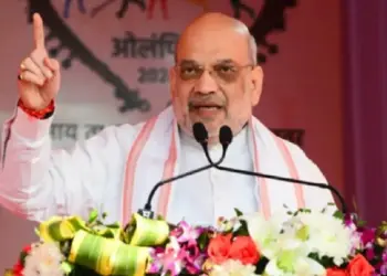 Amit Shah Jagdalpur: Surrender by leaving the arms, otherwise ... Amit Shah's warning appeal to Naxalites, assured to free the people of Bastar from red terror, Amit Shah appeals to naxalites to surrender and return to the mainstream, Assuring people of Bastar free from ready terror.