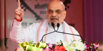 Amit Shah Jagdalpur: Surrender by leaving the arms, otherwise ... Amit Shah's warning appeal to Naxalites, assured to free the people of Bastar from red terror, Amit Shah appeals to naxalites to surrender and return to the mainstream, Assuring people of Bastar free from ready terror.