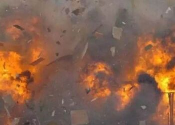 Andhra Pradesh News: Six killed in Andhra Pradesh firecracker factory explosion, CM expresses sadness. Andhra Pradesh News: Six killed in firecracker factory explosion in Andhra Pradesh, Chief Minister expressed grief. News Track in Hindi