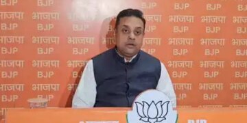 BJP leader criticizes Congress for singing national anthem of Bangladesh