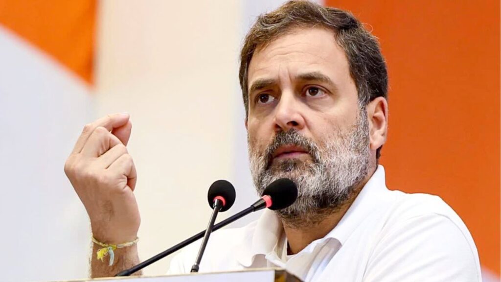 'BJP paper thief', Rahul Gandhi supported the students' movement regarding paper leaks in Uttarakhand