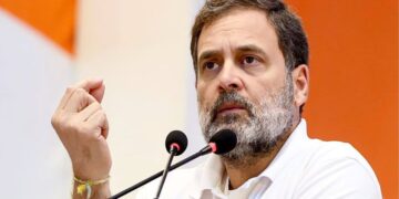 'BJP paper thief', Rahul Gandhi supported the students' movement regarding paper leaks in Uttarakhand