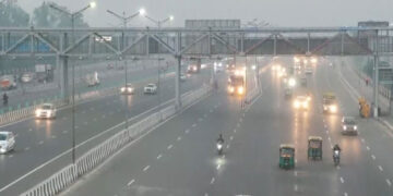 Before Diwali, Delhi's air quality in 'poor' category, AQI reaches 284