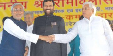 Bihar 2005 Political Crisis | Ram Vilas Paswanâ € ™ S Muslim CM Demand & Two Elections Explained | Ramvilas Paswan played a big bet on the condition of creating Muslim CM, which conducted two elections in Bihar within a year. News Track in Hindi