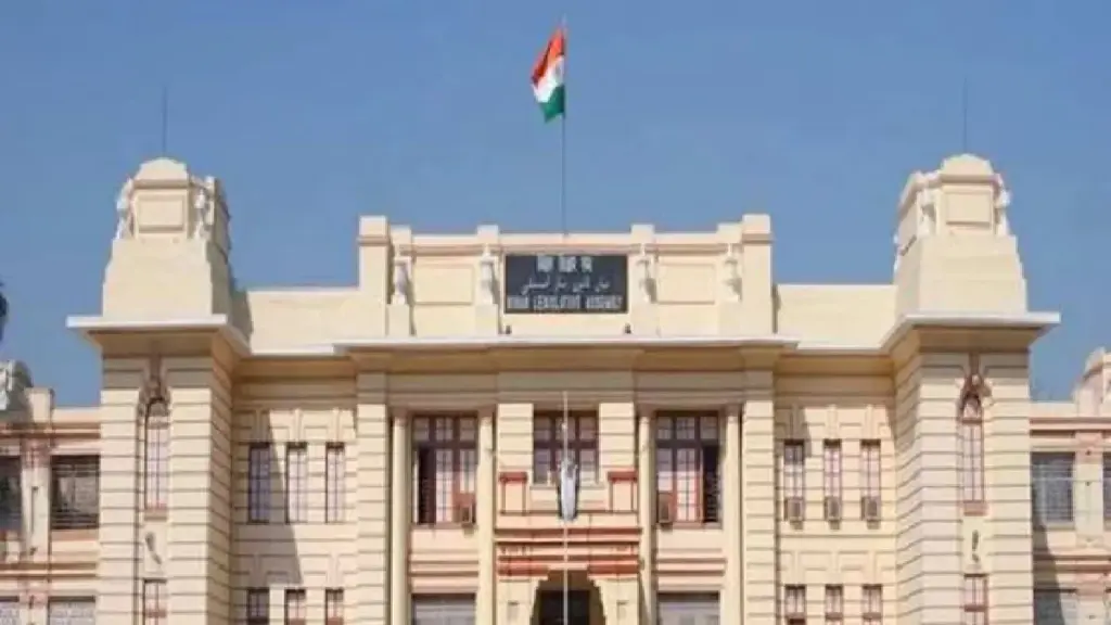 Bihar Assembly Election 2025: Since 2005, there was never less than three phases of voting for Bihar Legislative Assembly, one year was voted in six rounds, voting in Bihar Assembly Elections Has Been Held in At Least Three Phase Since 2005