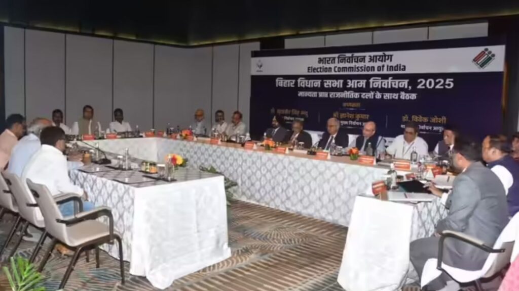Bihar Elections 2025 | BJP Demands Two-Phase Voting | Election Commission Prepares | , Countdown for Bihar election starts! BJP put 'big demand' in front of the commission, the whole game will change. News Track in Hindi