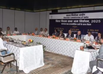 Bihar Elections 2025 | BJP Demands Two-Phase Voting | Election Commission Prepares | , Countdown for Bihar election starts! BJP put 'big demand' in front of the commission, the whole game will change. News Track in Hindi