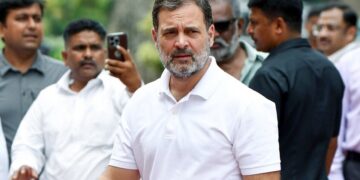 Bihar Elections 2025| Has Congress Already Accepted Defeat? Where is Rahul Gandhi? Bihar Politics 2025: Congress accepted defeat even before Bihar elections? After all, where is Rahul Gandhi missing? News Track in Hindi