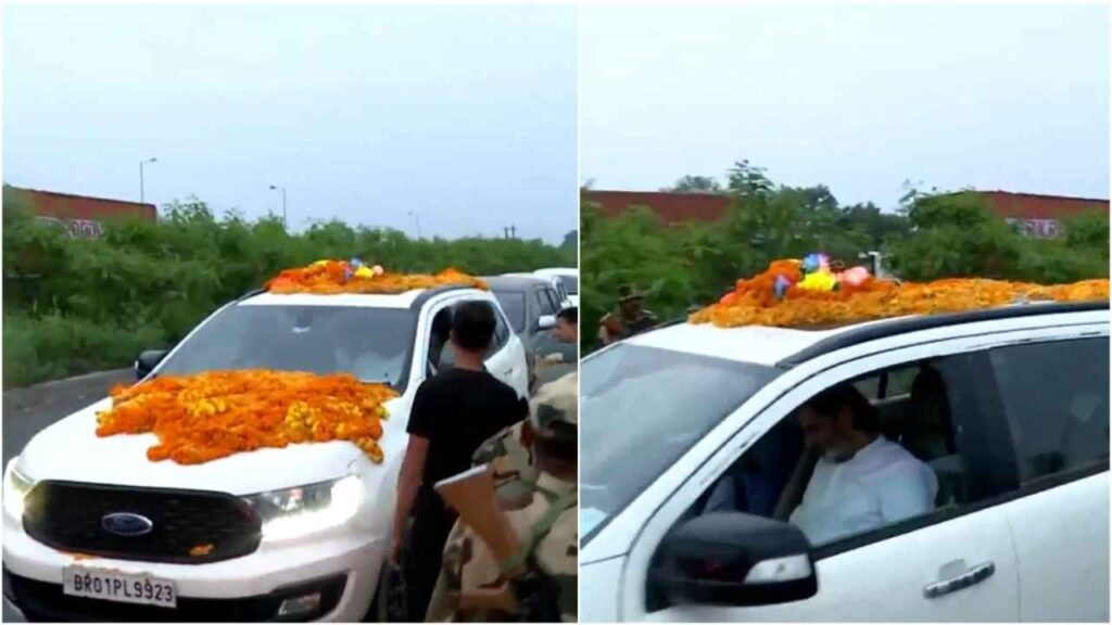 Bihar Police Stops Prashant Kishore's Convoy in Purnia, Massive Political Uproar During Election Camp | Police took swift action on PK, convoy stopped in Purnia, vehicles searched, fierce ruckus. News Track in Hindi