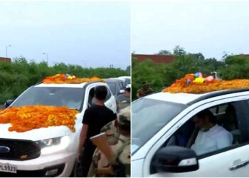 Bihar Police Stops Prashant Kishore's Convoy in Purnia, Massive Political Uproar During Election Camp | Police took swift action on PK, convoy stopped in Purnia, vehicles searched, fierce ruckus. News Track in Hindi