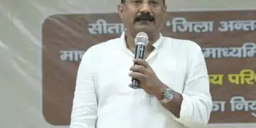 बिहार चुनाव: चुनाव आयोग की प्रेस कॉन्फ्रेंस शुरू, मंत्री अशोक चौधरी बोले- हम तैयार हैं