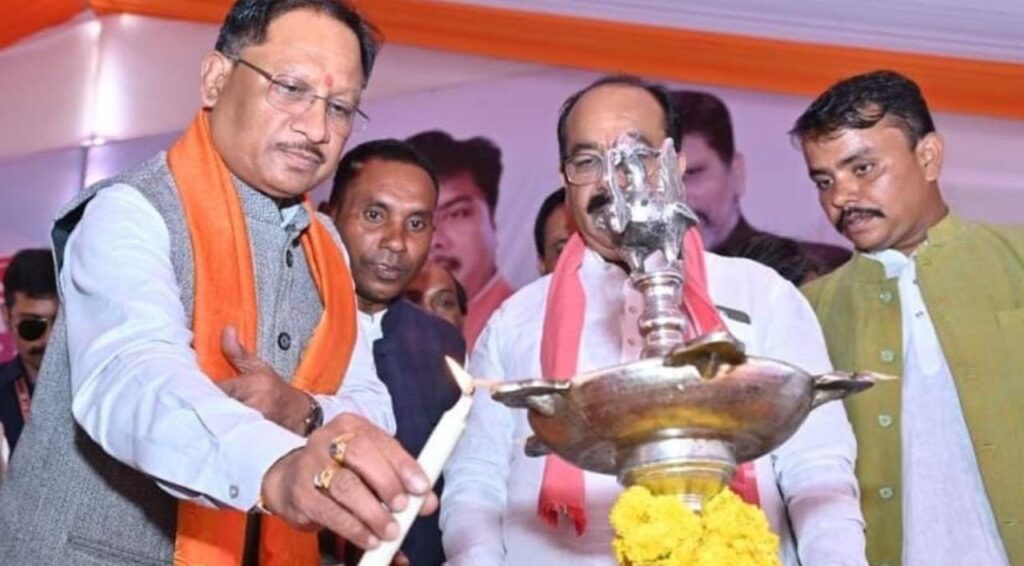 CM Sai Announces OBC Community Halls and Hostel Seat Increase. CM Sai announces new gifts for OBC in Bhanupratappur. News Track in Hindi
