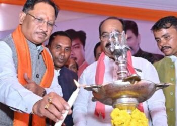 CM Sai Announces OBC Community Halls and Hostel Seat Increase. CM Sai announces new gifts for OBC in Bhanupratappur. News Track in Hindi