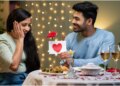 अपनी पसंदीदा लड़की को प्रपोज़ करने से पहले बदल लें ये 5 आदतें! वरना बनने से पहले बिगड़ जायेगी बात, देखे वीडियो&nbsp;  ​​​​