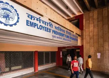 Changed rules for withdrawing money from PF. People working anywhere can withdraw the entire amount in one go.