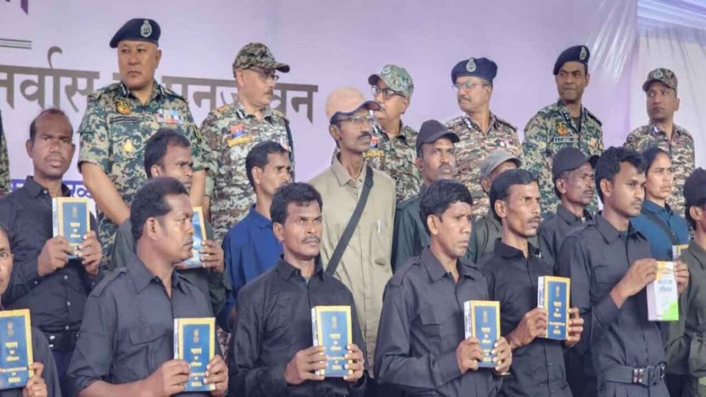 Chhattisgarh Naxal Surrender: 208 Rebels Lay Down Arms, 153 Deadly Weapons Seized in Abhujmarh. Biggest action on Naxalism! 208 Naxalites surrender in Chhattisgarh, 153 deadly weapons like BGL launcher seized. News Track in Hindi