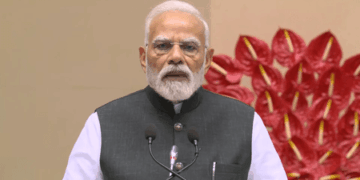 'Congress-RJD ruined education system ...', PM Modi's attack before Bihar elections