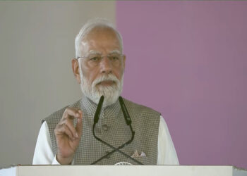 Congress party bowed down to terrorism after Mumbai attacks: PM Modi