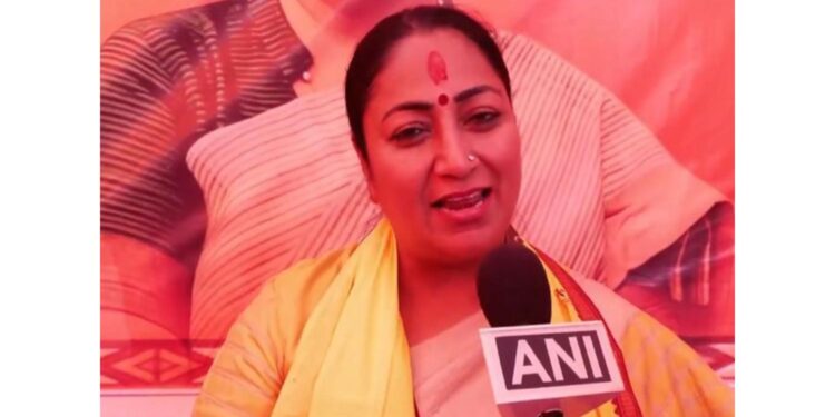 Delhi: Chief Minister Rekha Gupta lauds Supreme Court's decision on green firecrackers in Delhi-NCR, says "it respects people's sentiments"