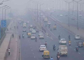 Delhi's air has improved, but AQI still remains in poor category