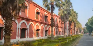 Demand to celebrate Diwali festival in Aligarh Muslim University, Holi was also organized