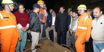 Deputy Chief Minister Mukesh Agnihotri reached Bhallu village at 1 pm, took stock of relief and rescue operations, death toll reached 16.