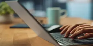 Download Windows 11 Before 14 October: Windows 10 operating system is your laptop or desktop? October