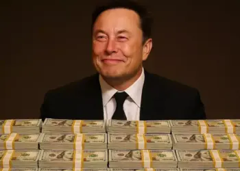 दुनियाभर में बजा Elon Musk का डंका!&nbsp;$500,000,000,000 की नेटवर्थ वाले बने पहले अरबपति, तोड़े अमीरी के सारे रिकॉर्ड&nbsp;