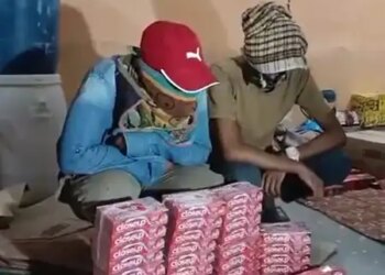 Factory manufacturing fake toothpaste and Eno exposed in Wazirabad, goods worth lakhs seized