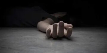 Family dispute takes a scary turn in Chikmagalur, husband kills wife with axe.