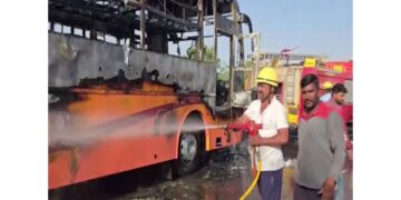 Fire breaks out in moving bus in Jaisalmer, fear of death of more than 10 people