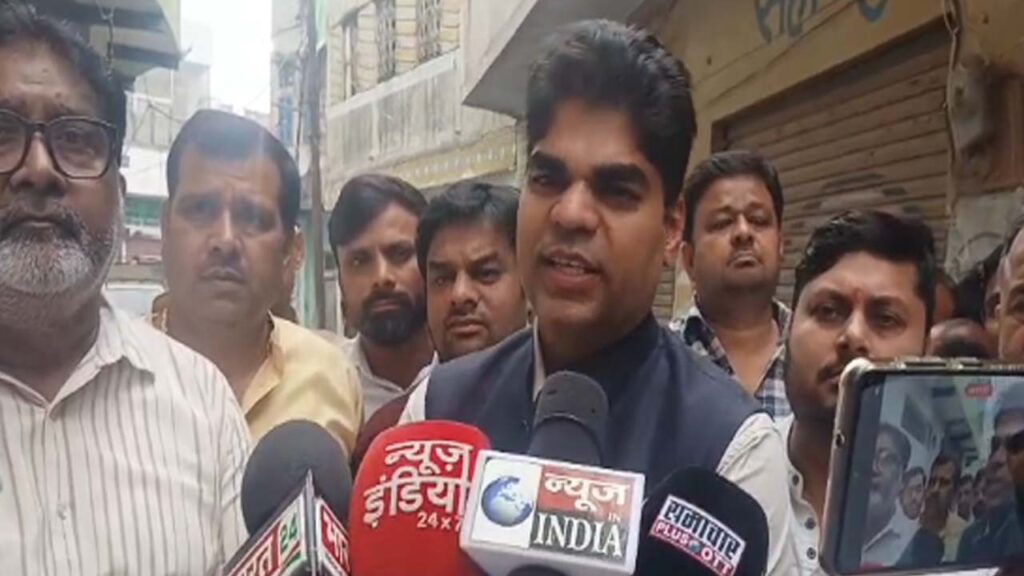 Firozabad MP Akshay Yadav slams BJP over SIR and vote manipulation. Firozabad News: SP MP Akshay Yadav said, 'BJP is stealing votes in elections'. News Track in Hindi