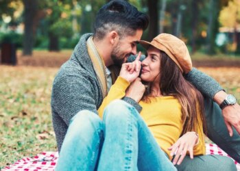 'From situationship to breadcrumbing...' The definition of love is changing in the new era, know how GenZ feels love?