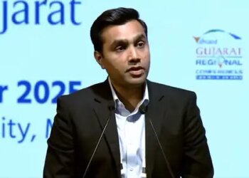 कच्छ के रेगिस्तान से सौराष्ट्र के तट तक गुजरात भारत के ऊर्जा परिदृश्य को दे रहा आकार : करण अदाणी