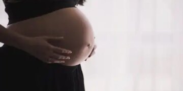 Gas and flatulence during pregnancy: Know the causes and solutions from the perspective of Ayurveda and science