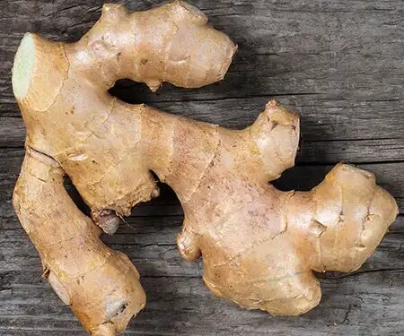 Ginger: King of kitchen and superfood of health, know its benefits from Ayurveda.