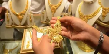 Gold-Silver Price : अक्टूबर के आखिरी दिन सोने-चांदी के दामों में क्या हुआ बदलाव ? खरीदने से पहले जाने 24K से 14K गोल्ड के दाम&nbsp;