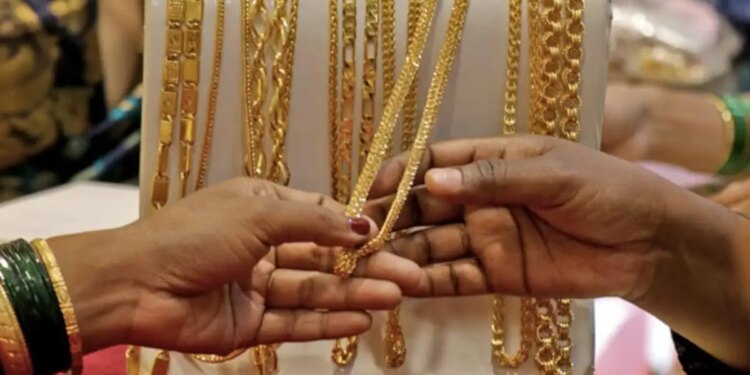 Gold & Silver Rate Today :&nbsp;जानिए सुबह-सुबह सोने-चांदी के भाव में क्या हुआ बदलाव, जाने 24K से 14K गोल्ड के दाम&nbsp;