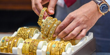 Gold and silver prices fell on MCX after US Fed cut interest rates.