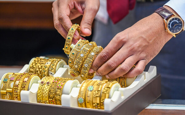Gold and silver prices fell on MCX after US Fed cut interest rates.