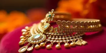 Gold & Silver Price : सुबह-सुबह अपडेट हुए सोने-चांदी के भाव, खरीदने से पहले यहाँ देखे&nbsp;24K से लेकर 14K गोल्ड के ताजा रेट&nbsp;