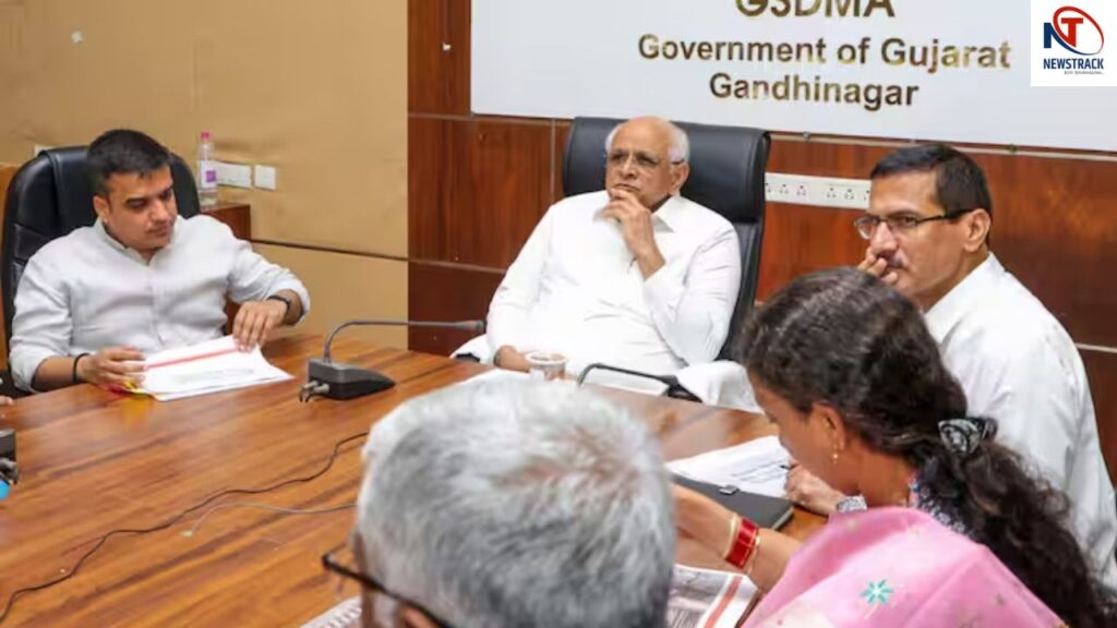 Gujarat Cabinet formed JP Nadda-Amit Shah present gets green signal from Delhi. Gujarat Politics , 'Gujarat Cabinet' will be formed in the presence of JP Nadda-Amit Shah, 'Green Signal' received from Delhi. News Track in Hindi