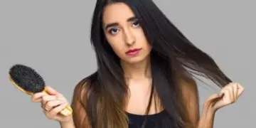 Hair Care Tips: बालों को जड़ों से मजबूत बनाने के लिए लगाएं ये नेचुरल हेयर पैक, बाल झड़ना होगा बंद और बढ़ेगी शाइन​​​​​​​