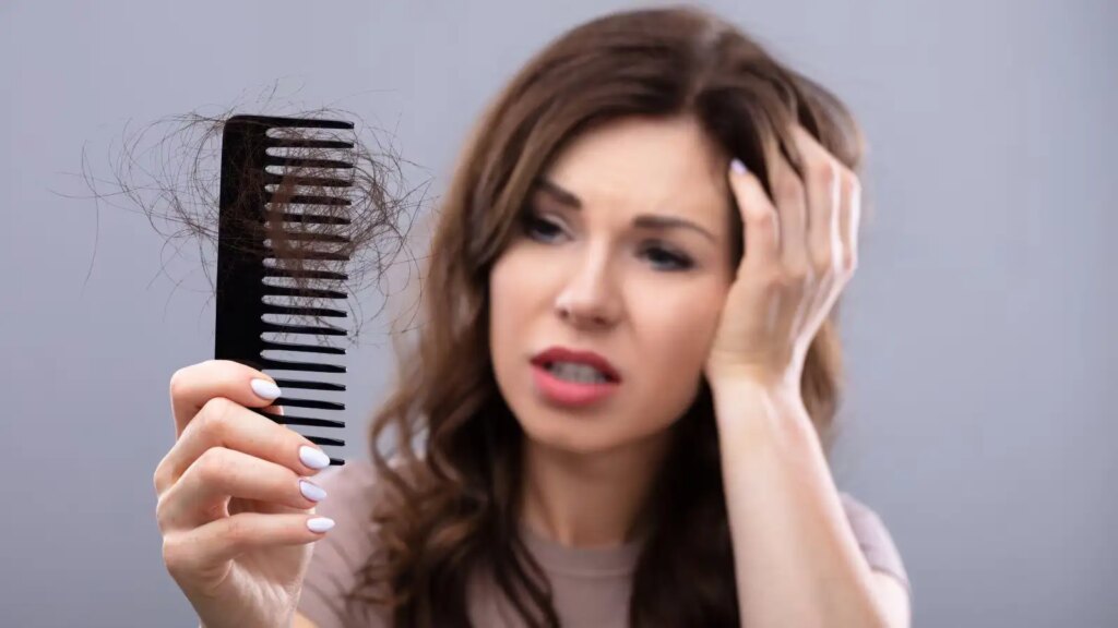 Hair & Skin Care: झड़ते बाल और डैंड्रफ के लिए अपनी डाइट में शामिल करे ये 5 फ़ूड सीड्स, पिंपल भी होंगे कम