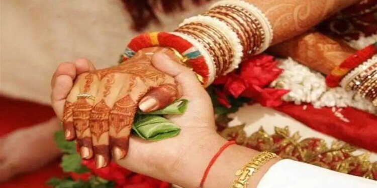 How can husband and wife make their married life happy? Garuda Purana's 7 surefire measures to increase mutual understanding in the video